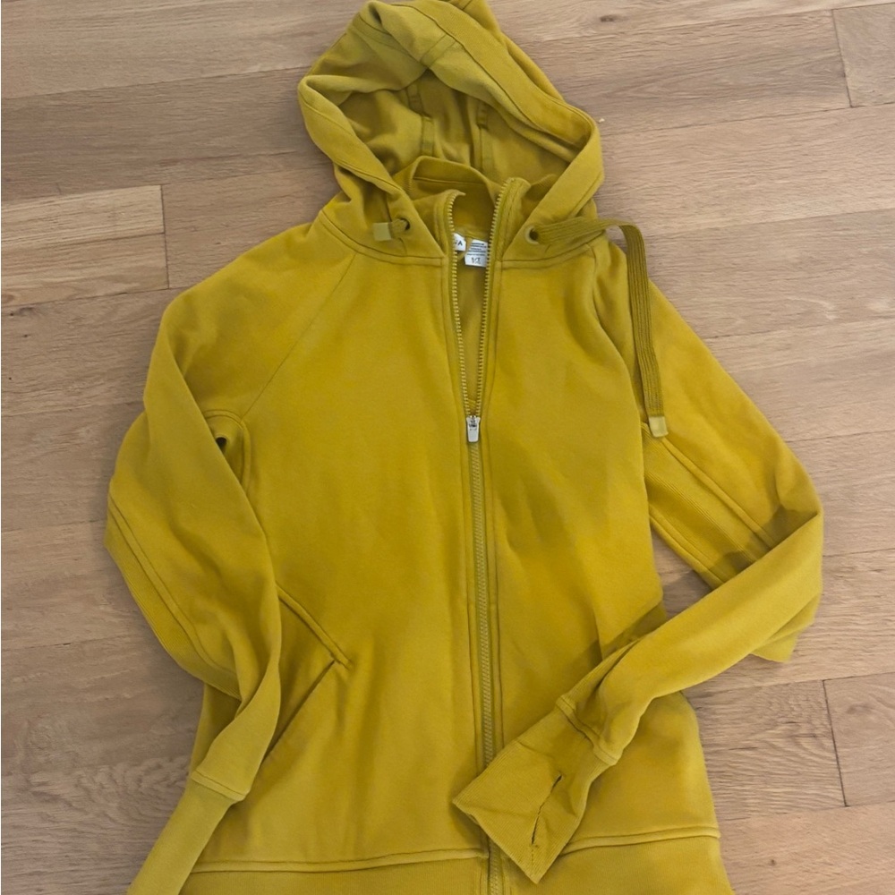 Athleta Mustard Yellow Women's Hoodie - Picture 4 of 6